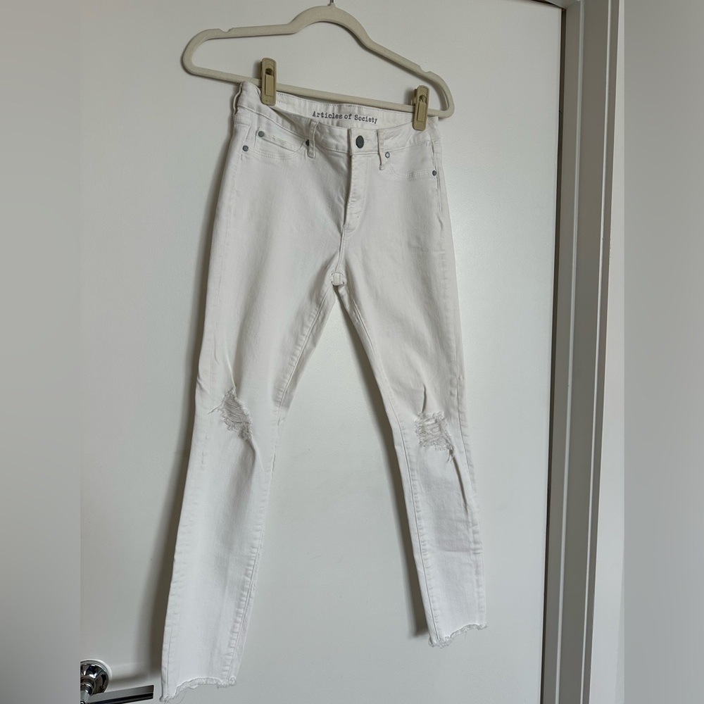 Nordstrom Articles of Society white ripped jeans size 27
